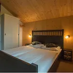 Holiday Homes In 384 Hébergement de vacances *